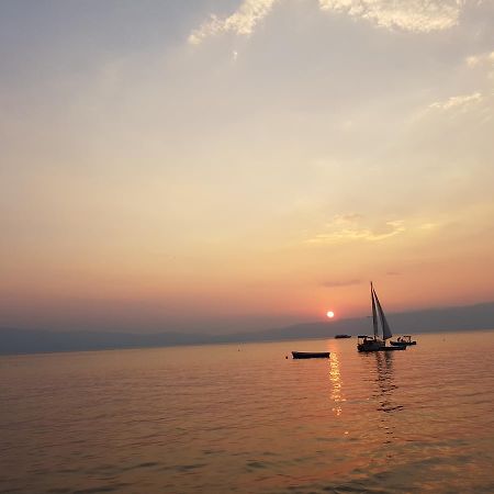 The White Apartment Ohrid Exterior foto